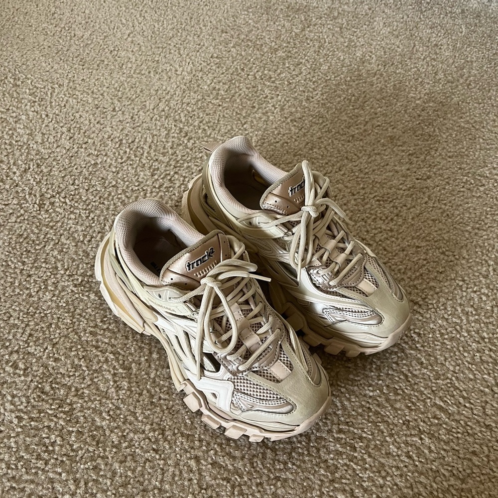 BALENCIAGA TRACK 2 SNEAKERS